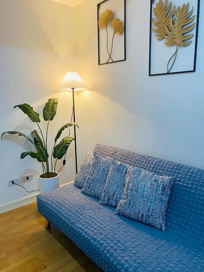 Cozy And Minimalist Room Near Airport Manila