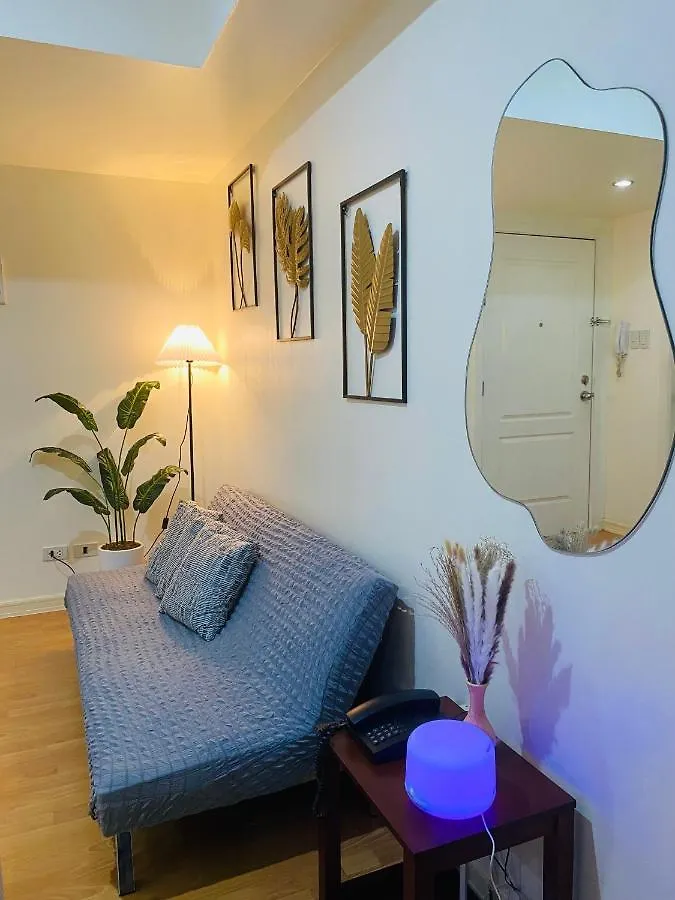 Cozy And Minimalist Room Near Airport Manila